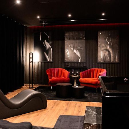 Blackroom Suite De Luxe 50 Nuances De Grey ル・アーヴル エクステリア 写真