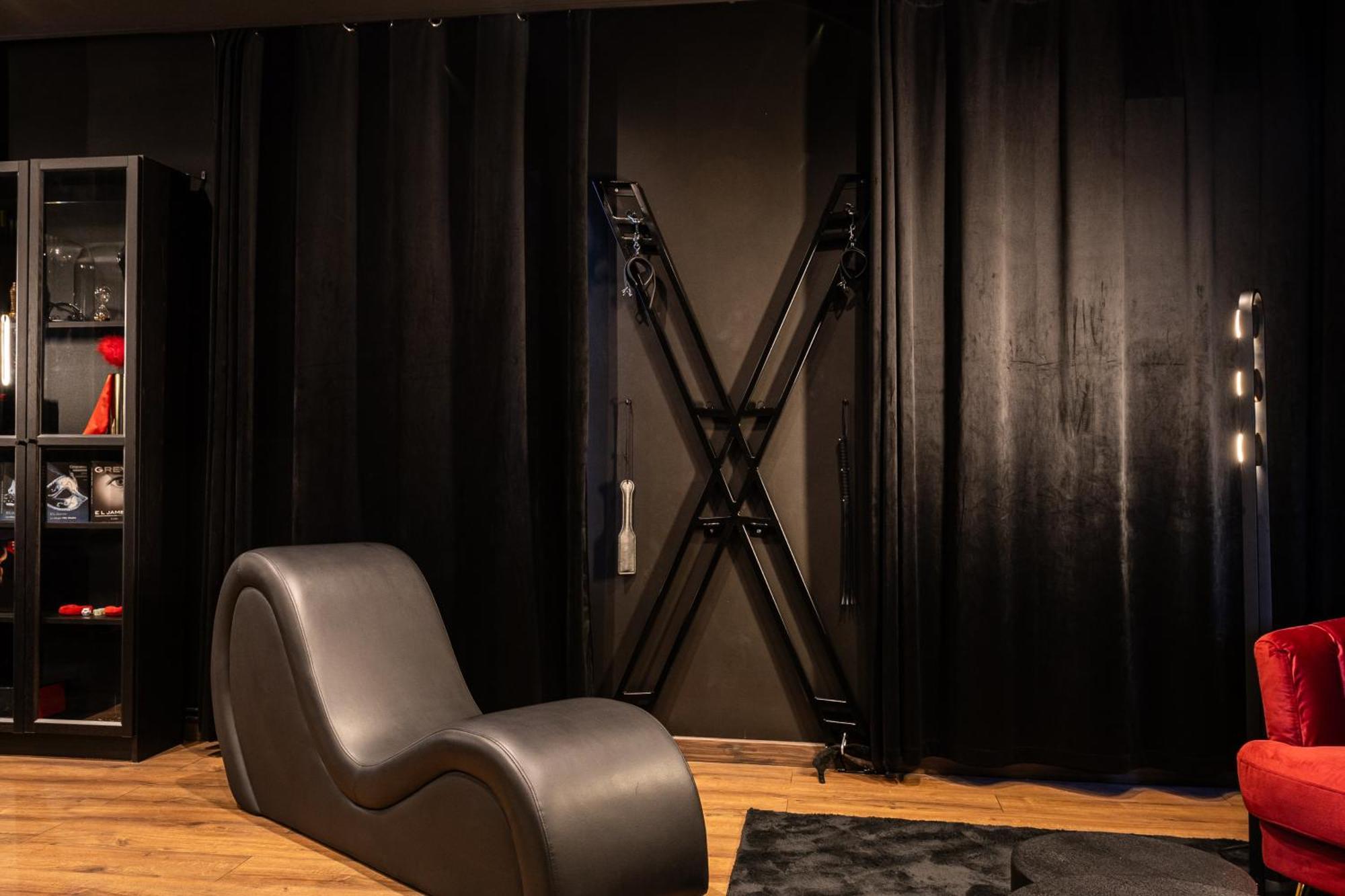 Blackroom Suite De Luxe 50 Nuances De Grey ル・アーヴル エクステリア 写真